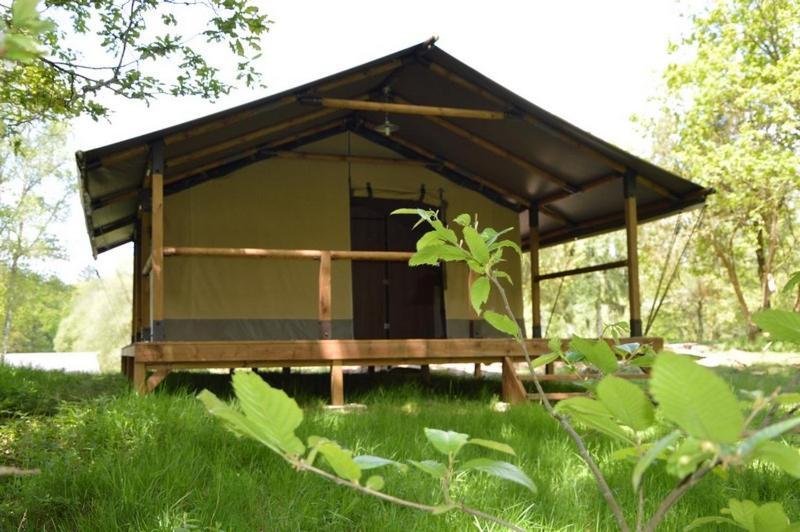 Domaine Des Etangs De Taysse Hotell Espagnac Eksteriør bilde