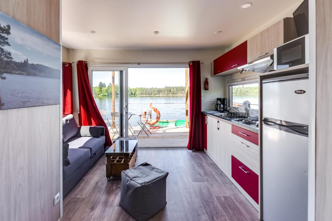 Domaine Des Etangs De Taysse Hotell Espagnac Eksteriør bilde