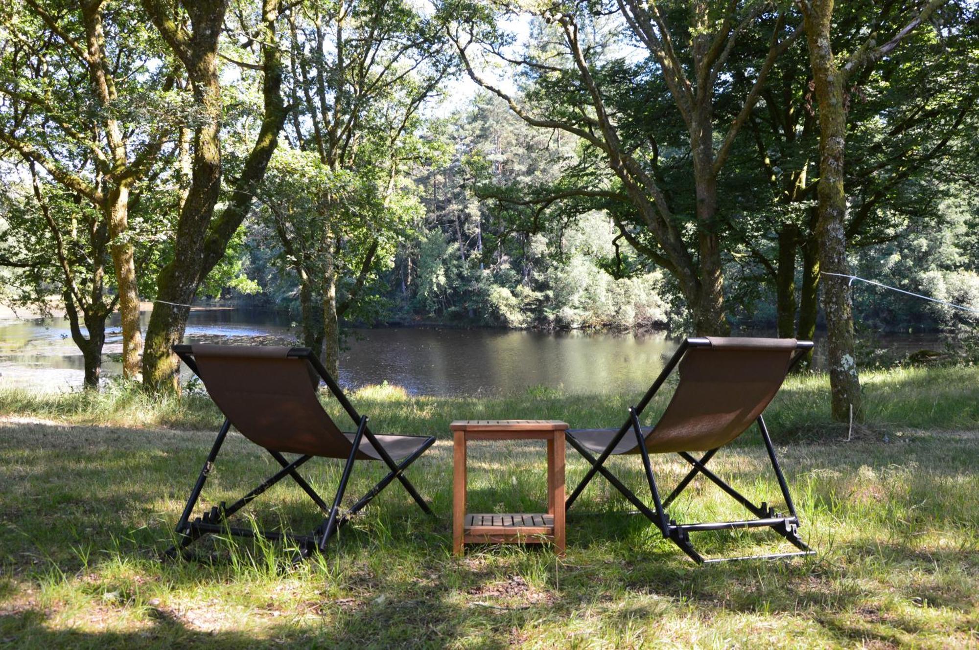 Domaine Des Etangs De Taysse Hotell Espagnac Eksteriør bilde